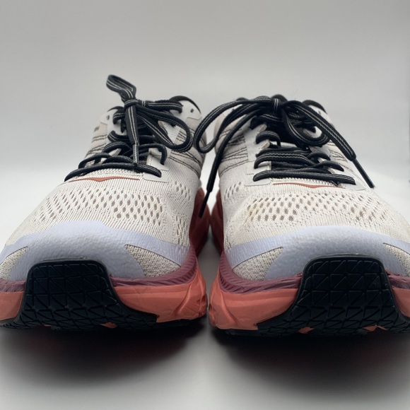 Hoka One One Clifton 6 Womens Sneaker / 1102873-NCLN Nimbus Cloud/Lantan/ Sz 9.5 - Picture 4 of 10